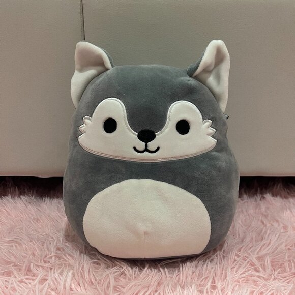 Squishmallows 8 Inch Willy the Wolf - Picture 1 of 7